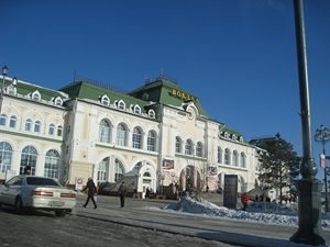   Здание железнодорожного вокзала